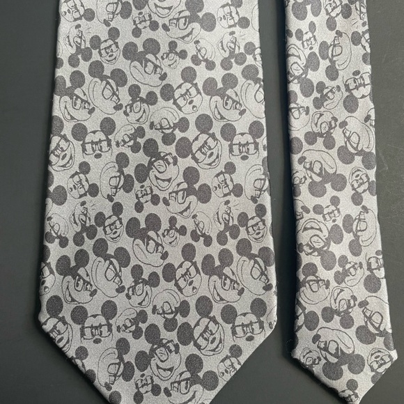 Original Disney Parks Silk Neck Tie Mickey Mouse With Glasses - 60" - Picture 3 of 4